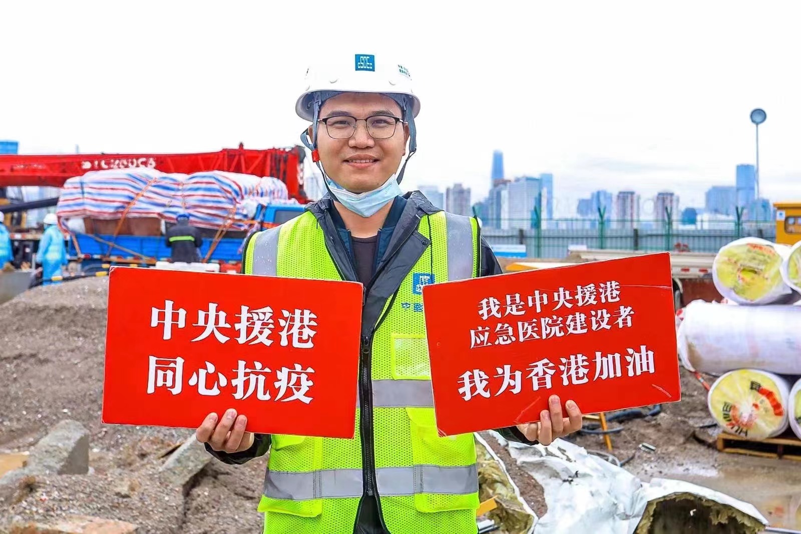 不忘初心，砥砺前行——记邓泰技能大师工作室优秀弟子李火贵